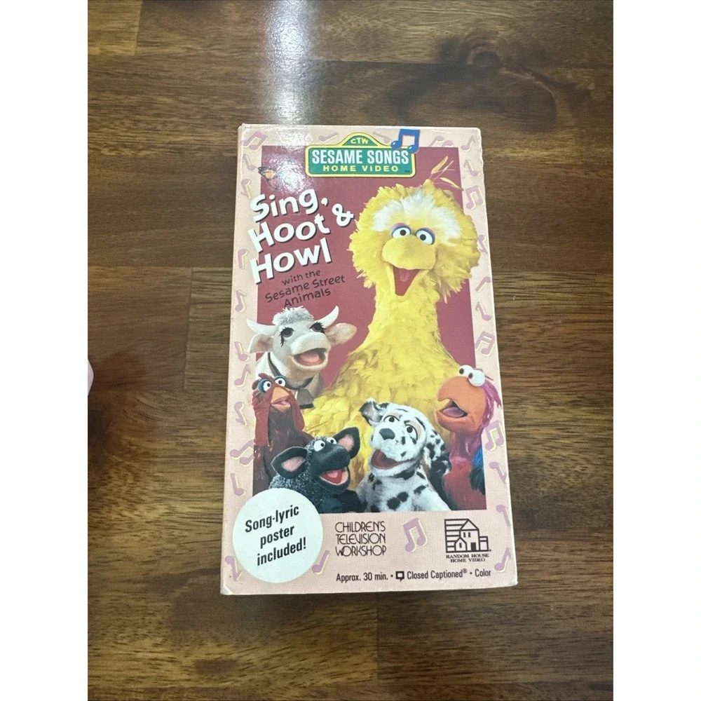 SESAME SONGS~SING, HOOT & HOWL WITH THE SESAME STREET ANIMALS~VHS~‎ With Poster